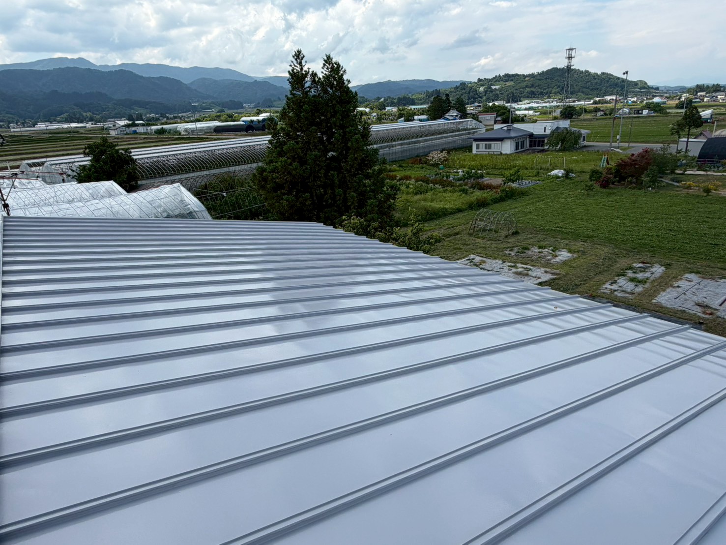 【山形県村山市】戸建ての屋根塗装（遮熱塗装）を行いました