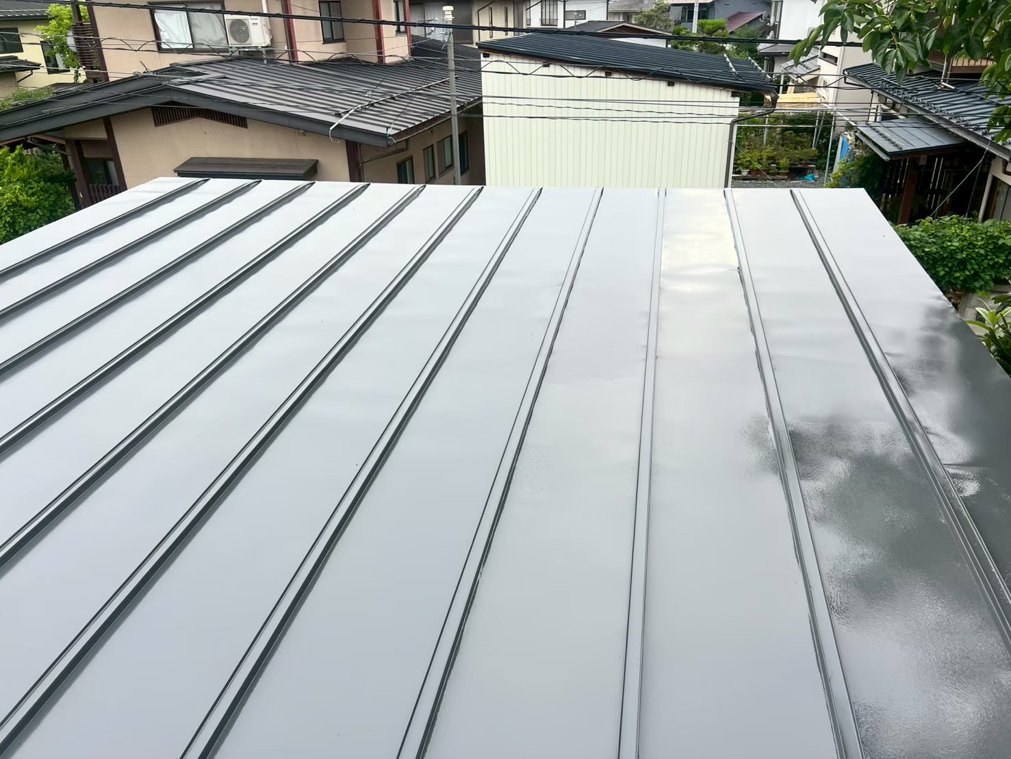 【山形県山形市】車庫の屋根塗装を行いました